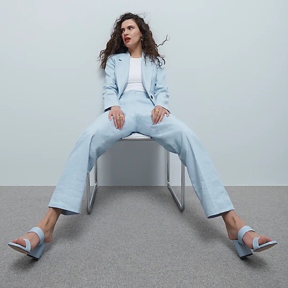 FormKnit high-neck cutaway tank - Picture 4 of 7